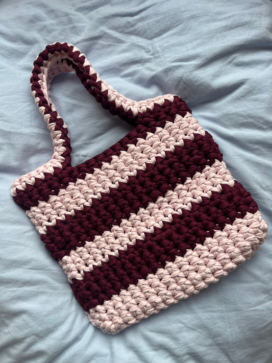 the striped tote