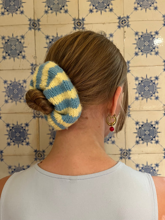 knit scrunchie sky blue & butter yellow